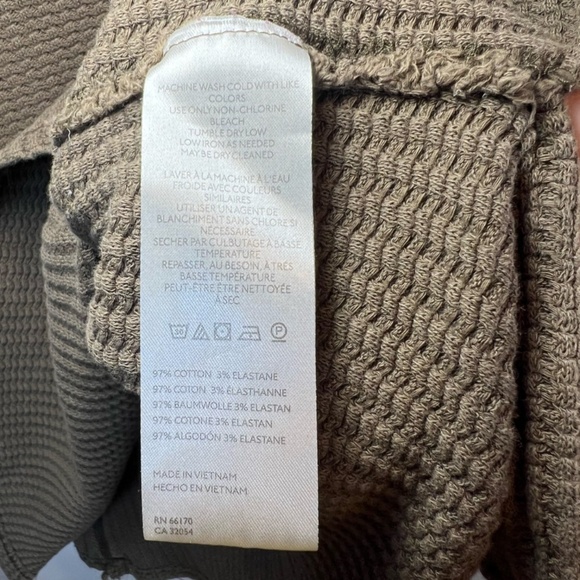 We The Free People Womens Travis Oversized Thermal V-Neck Polo Shirt Green Small - Picture 13 of 13